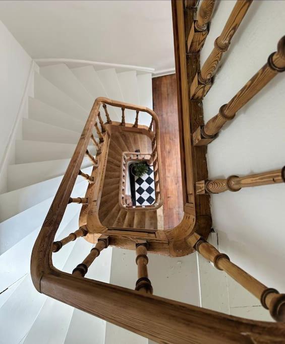 Maison Comtale Рошфор Экстерьер фото