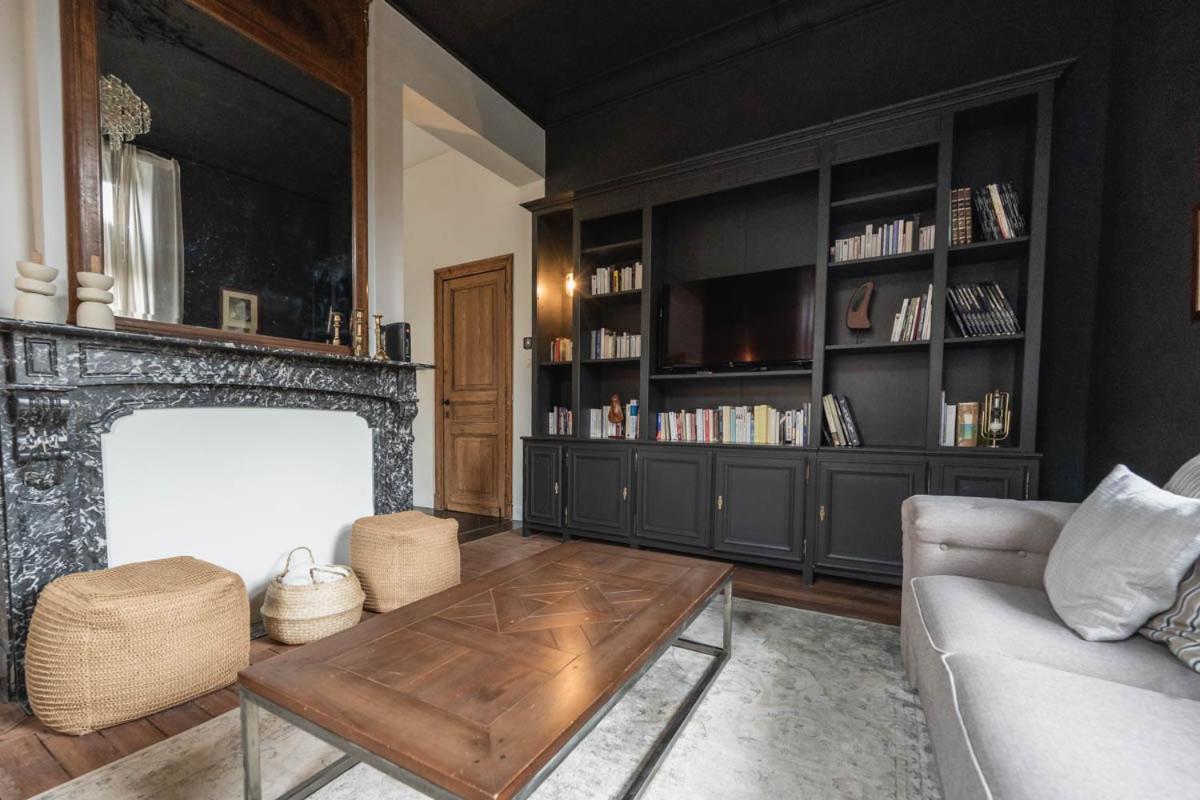 Maison Comtale Рошфор Экстерьер фото