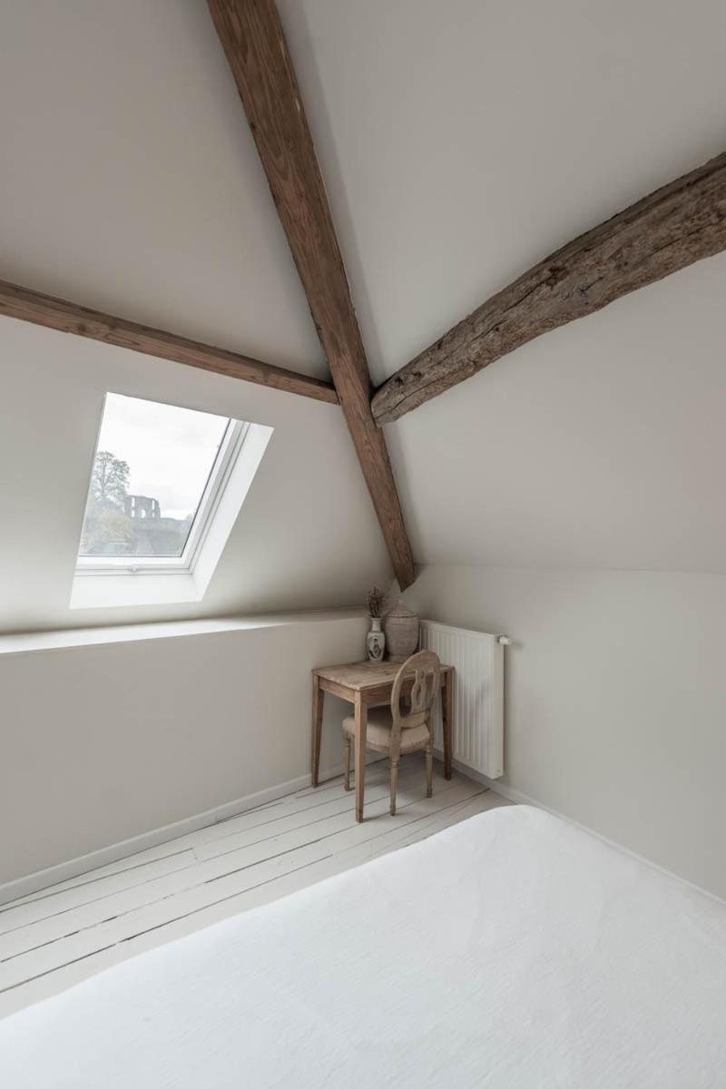 Maison Comtale Рошфор Экстерьер фото